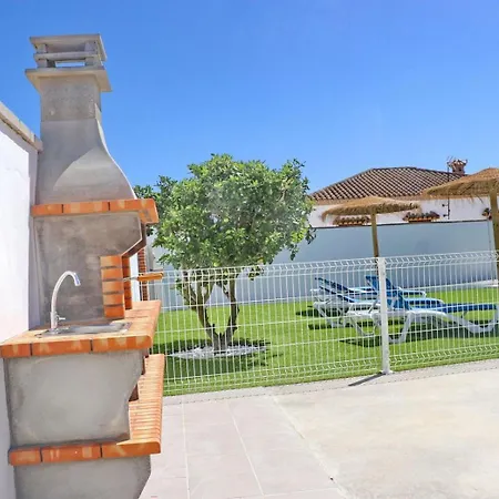 Rural * コニル・デ・ラ・フロンテラ